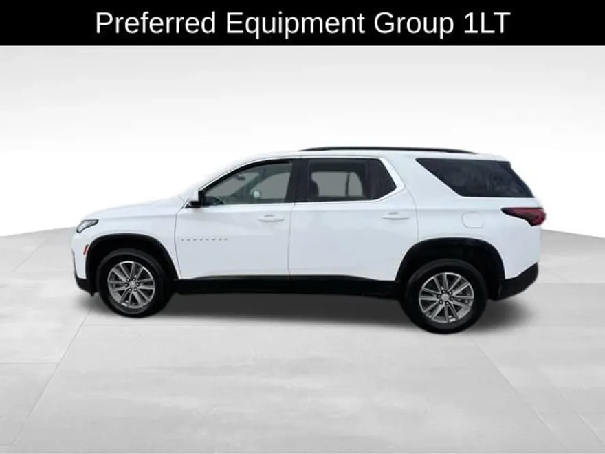 2024 Chevrolet Traverse Cloth photo 1