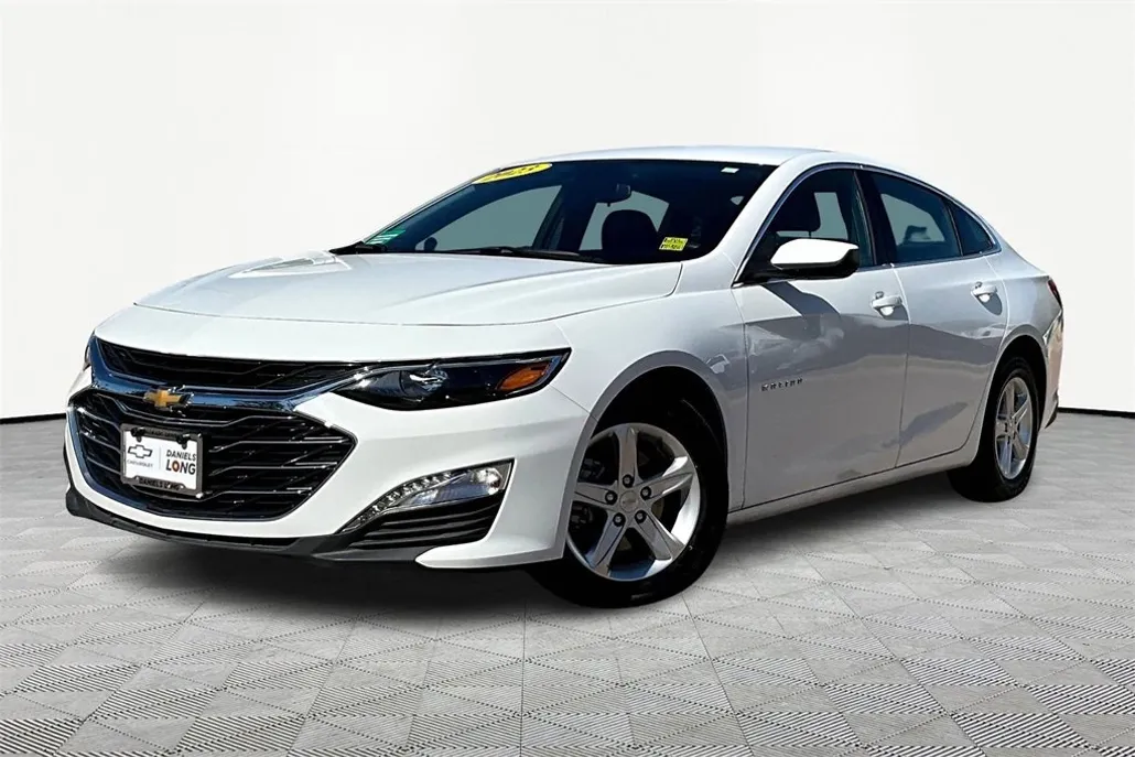 2023 Chevrolet Malibu 1LT photo 1