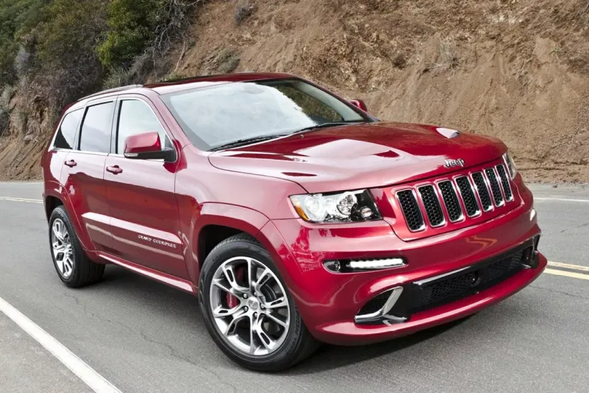 2013 Jeep Grand Cherokee SRT8 photo 1