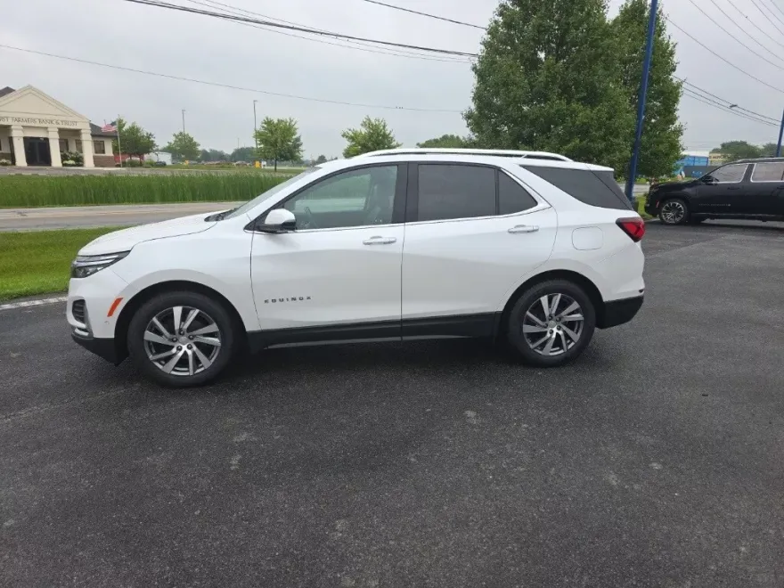2022 Chevrolet Equinox Premier photo 1