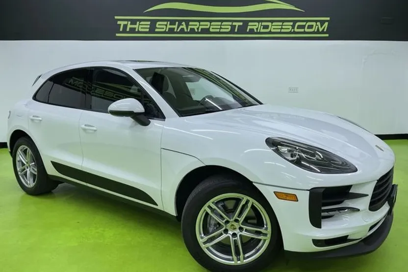 2017 Porsche Macan S photo 1