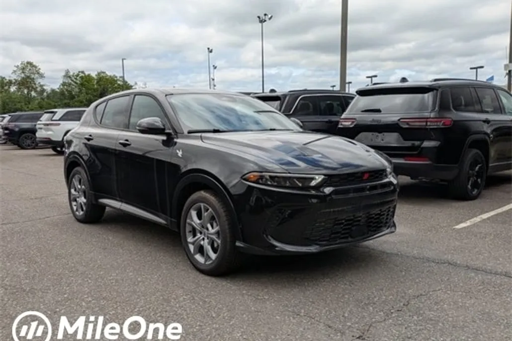 2024 Dodge Hornet R/T Plus photo 1
