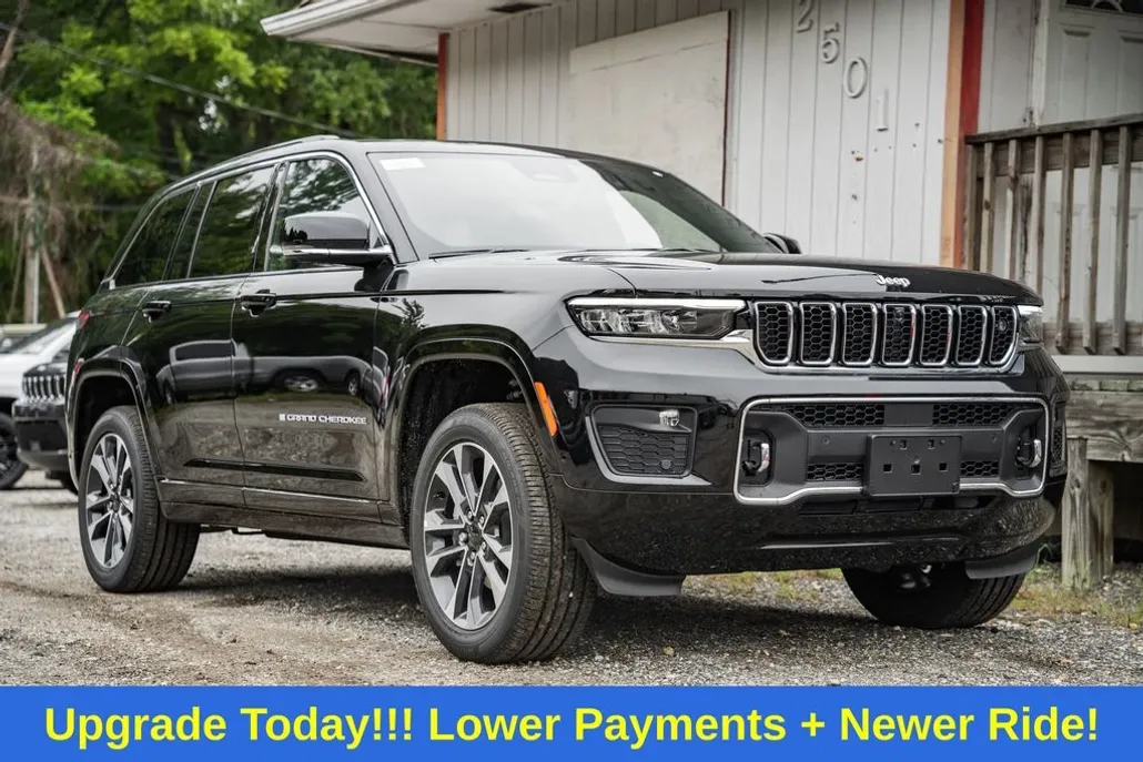 2025 Jeep Grand Cherokee Overland photo 1