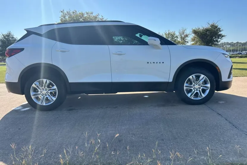2020 Chevrolet Blazer 1LT photo 1