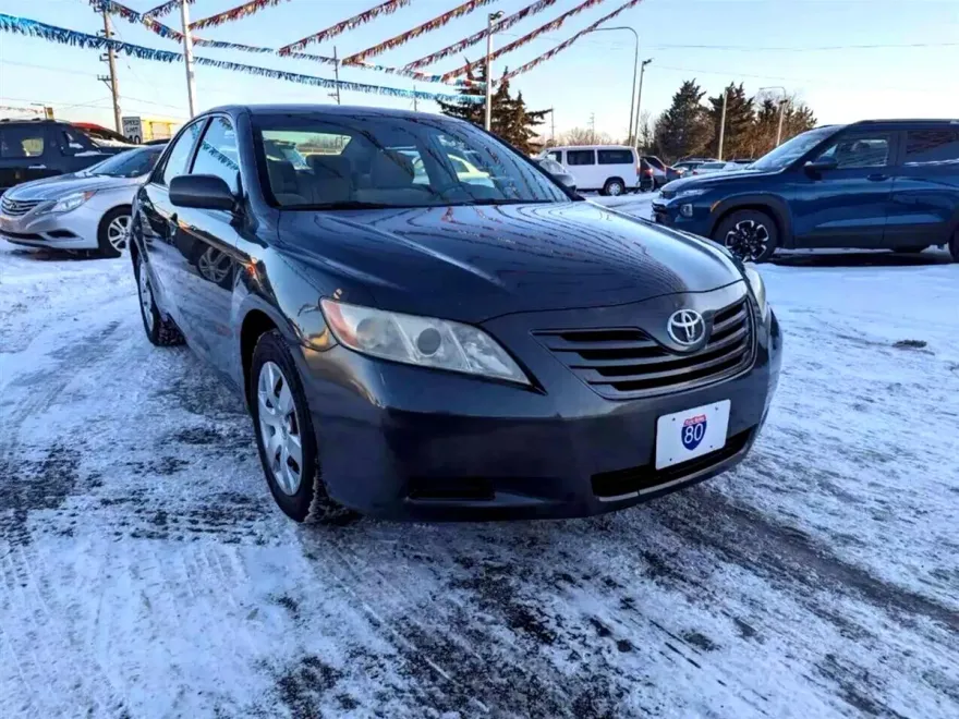 2007 Toyota Camry LE photo 1