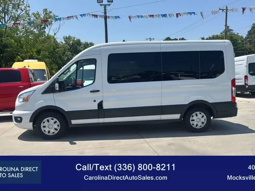 2021 Ford Transit Passenger XLT Van photo 1