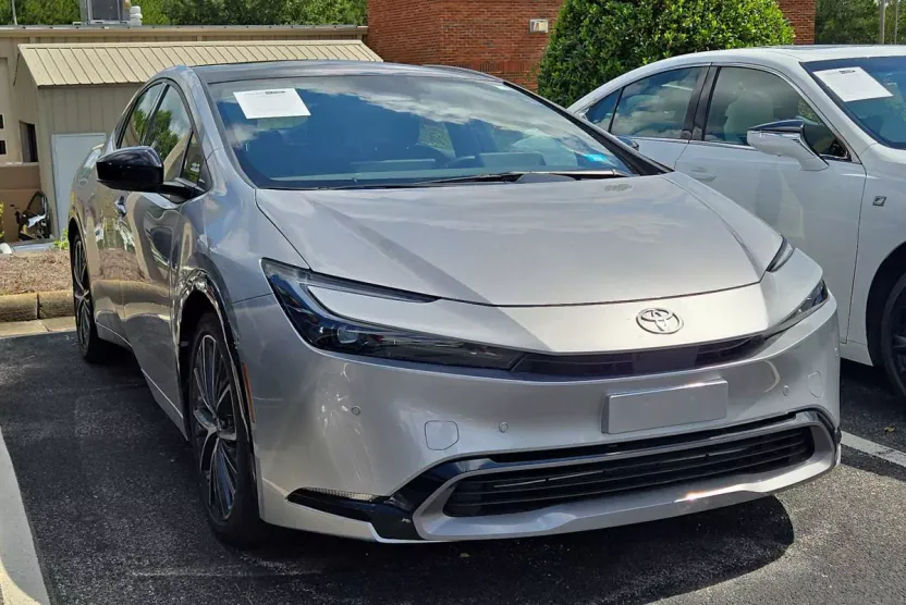 2023 Toyota Prius Limited photo 1