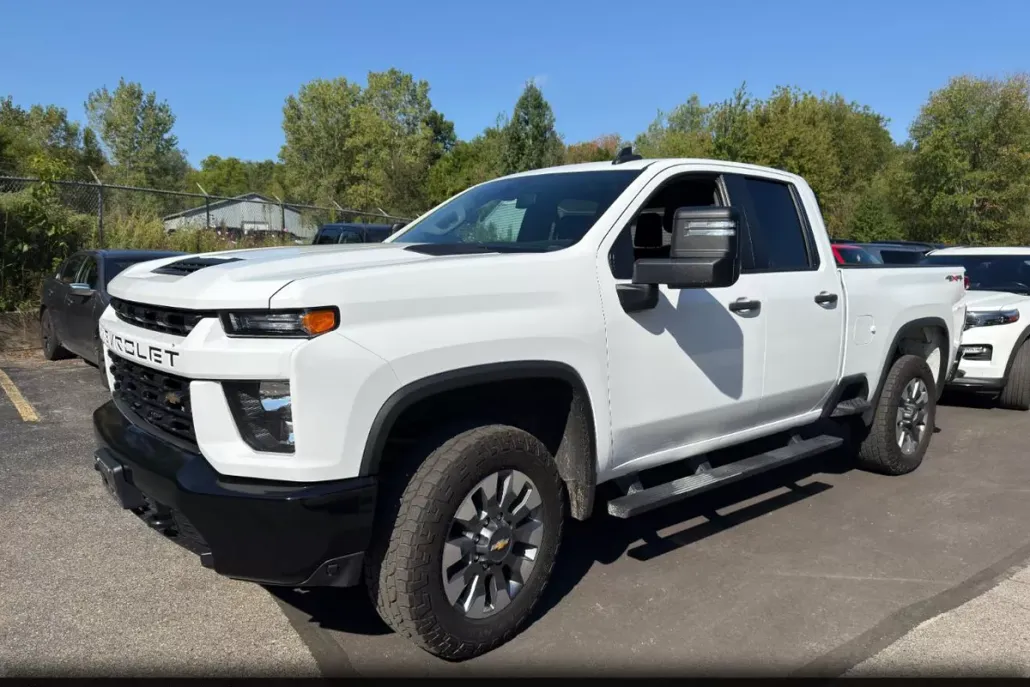 2022 Chevrolet Silverado 2500HD Custom photo 1
