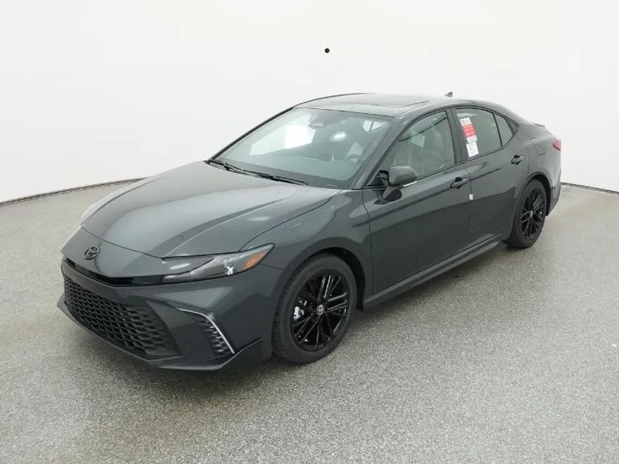 2026 Toyota Camry SE photo 1