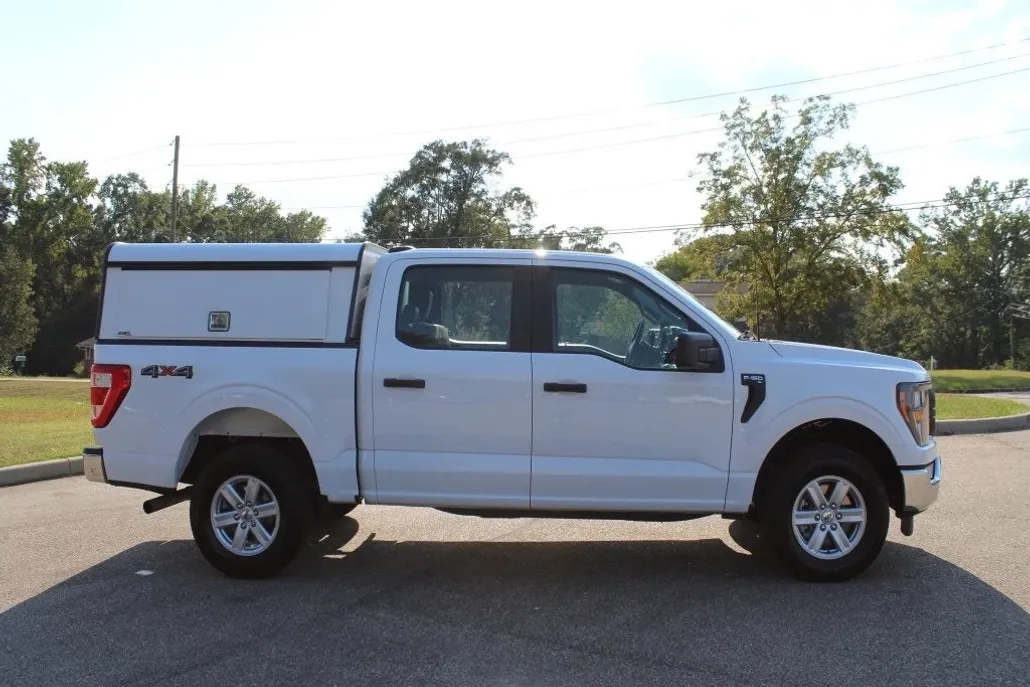 2023 Ford F-150 XL photo 1