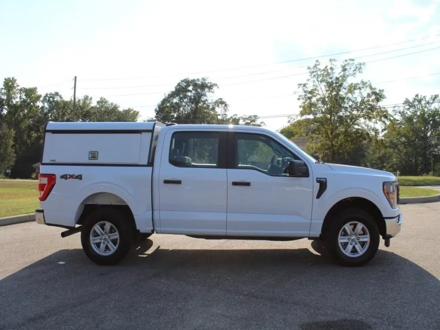 2023 Ford F-150 XL photo 1