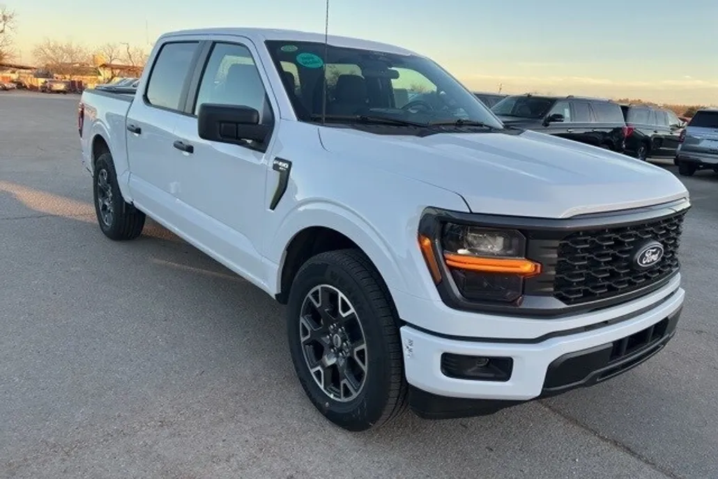 2025 Ford F-150 STX photo 1