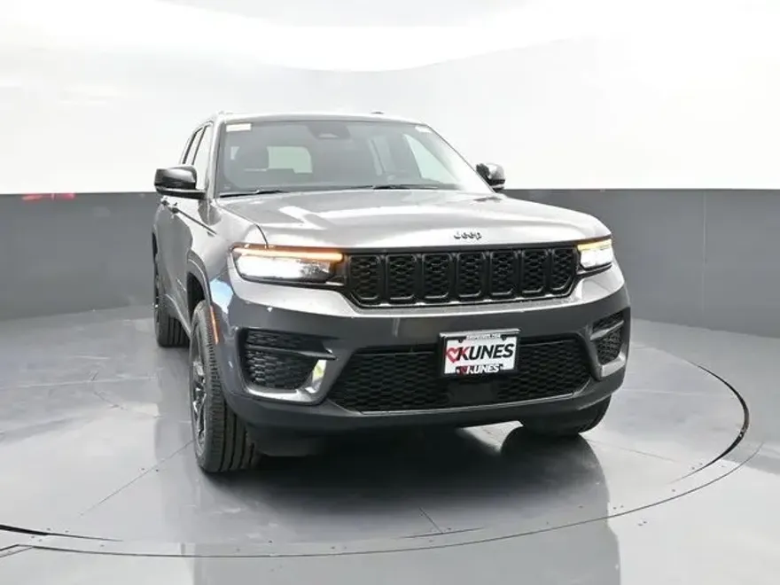 2025 Jeep Grand Cherokee Altitude X photo 1
