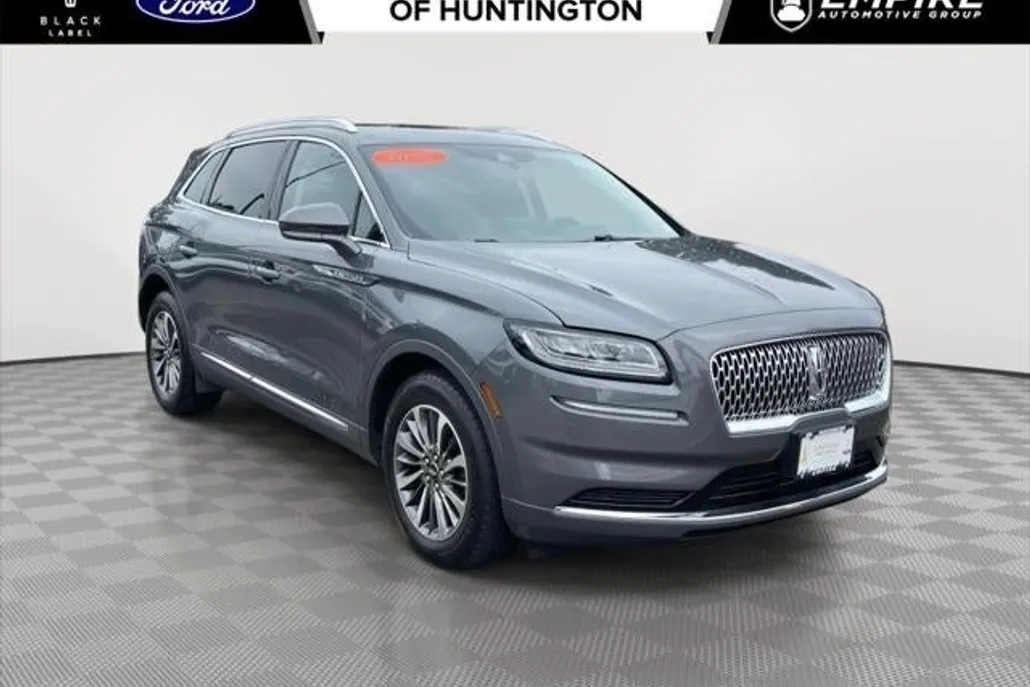 2021 Lincoln Nautilus Standard photo 1