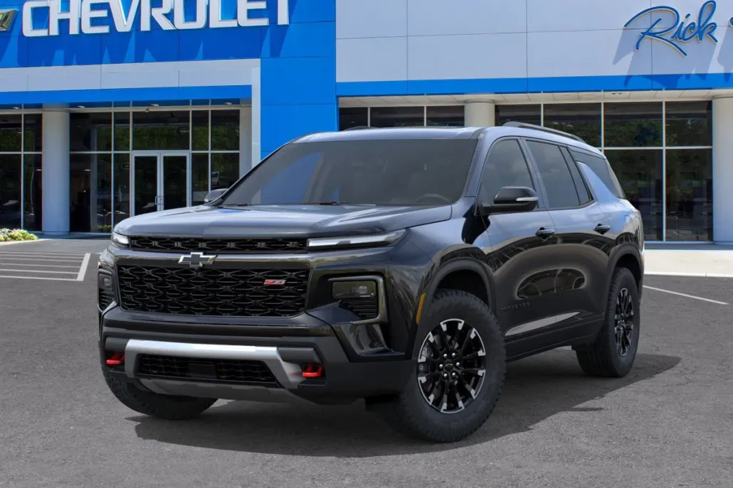 2026 Chevrolet Traverse Z71 photo 1