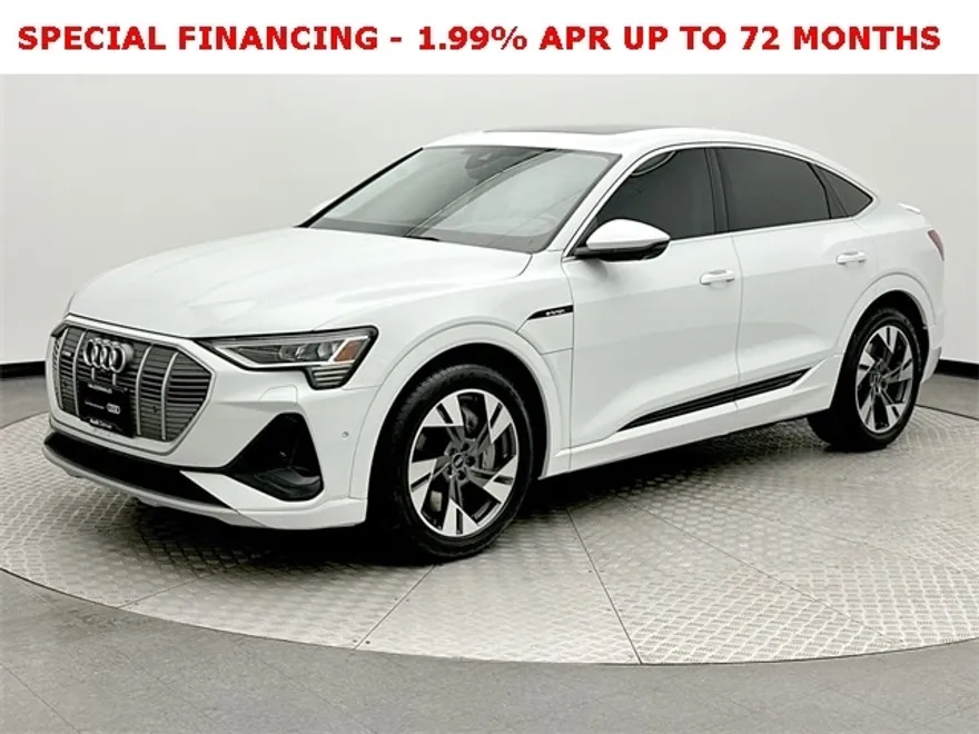 2022 Audi e-tron Sportback S line Prestige photo 1