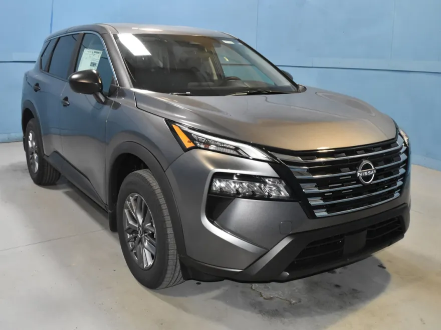 2026 Nissan Rogue S photo 1