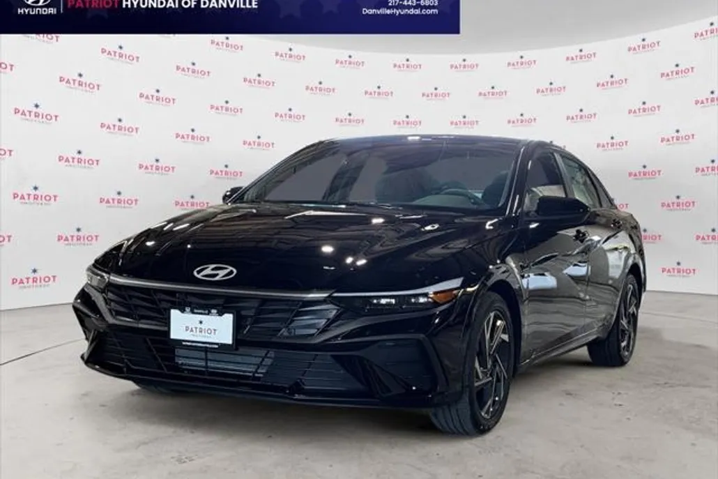 2025 Hyundai Elantra SEL Sport photo 1