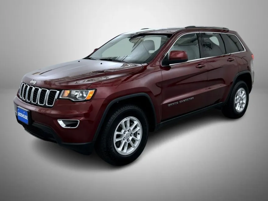 2019 Jeep Grand Cherokee Laredo E photo 1
