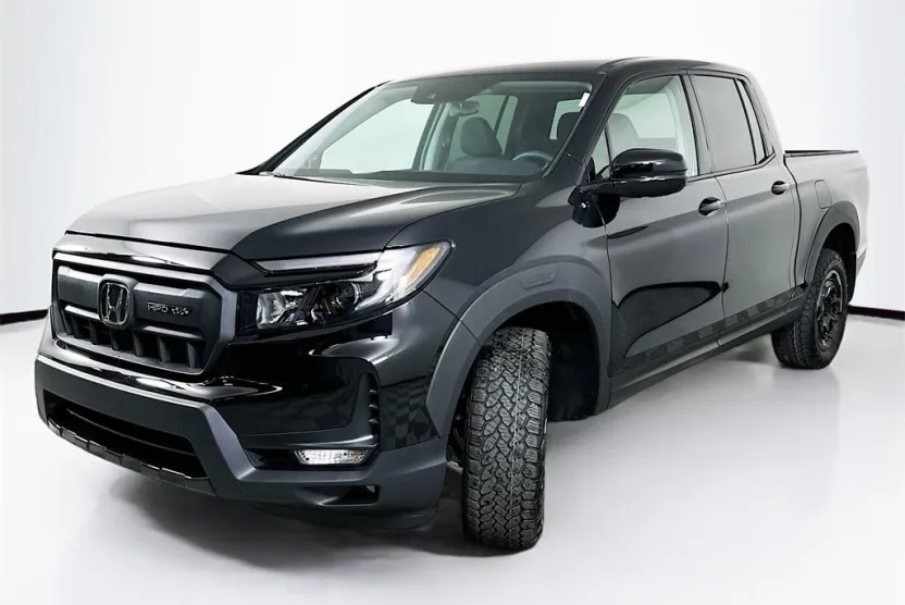 2025 Honda Ridgeline Sport photo 1