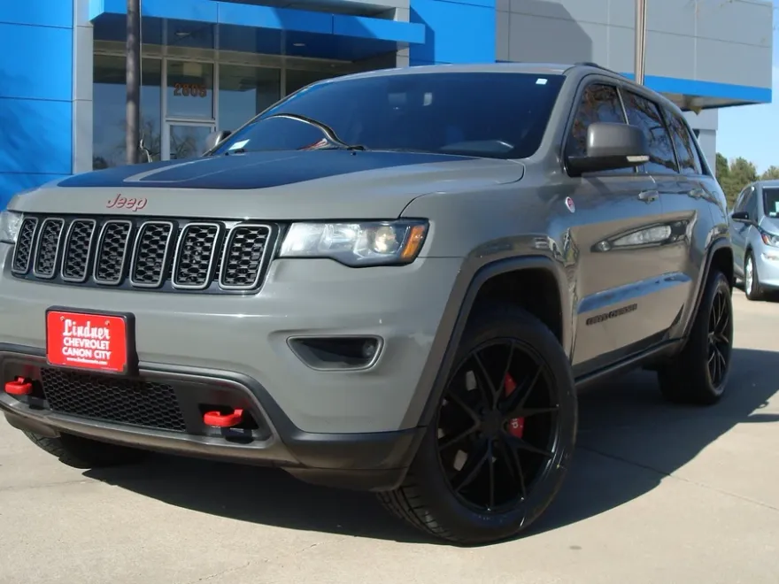 2019 Jeep Grand Cherokee Trailhawk photo 1