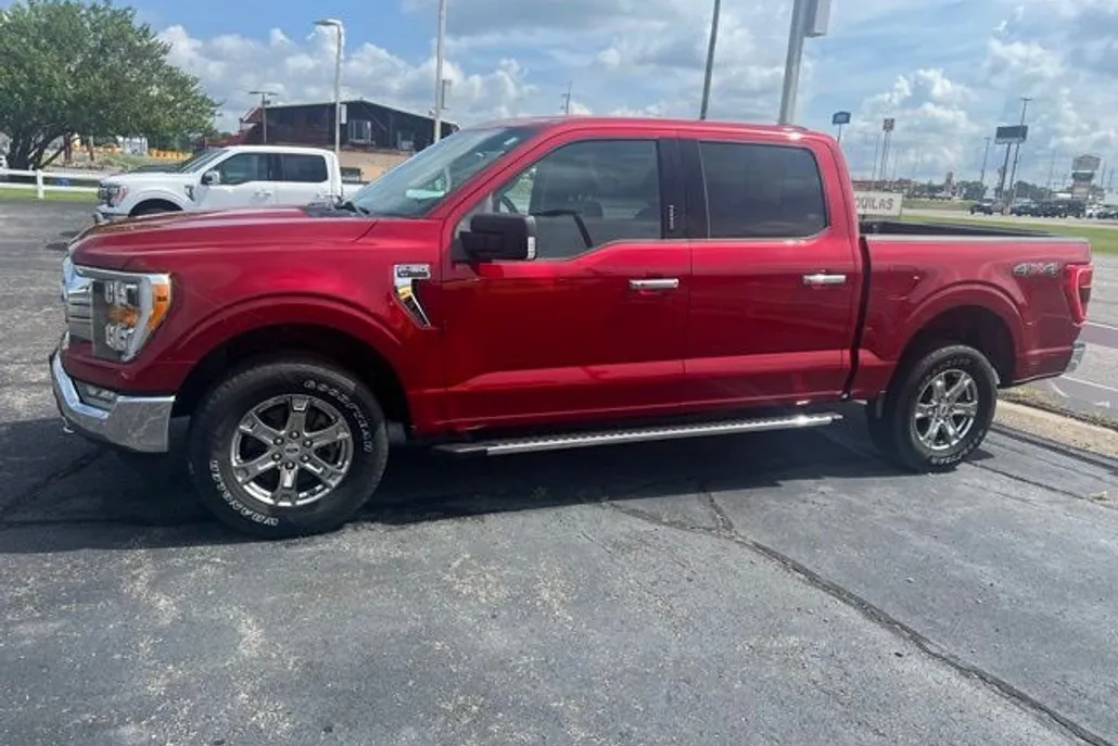 2021 Ford F-150 XLT photo 1