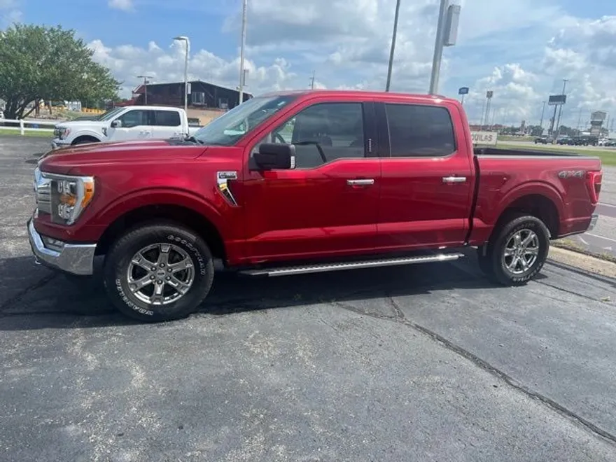 2021 Ford F-150 XLT photo 1