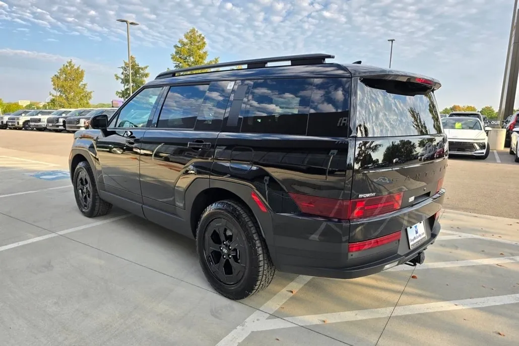 2025 Hyundai Santa Fe XRT photo 1
