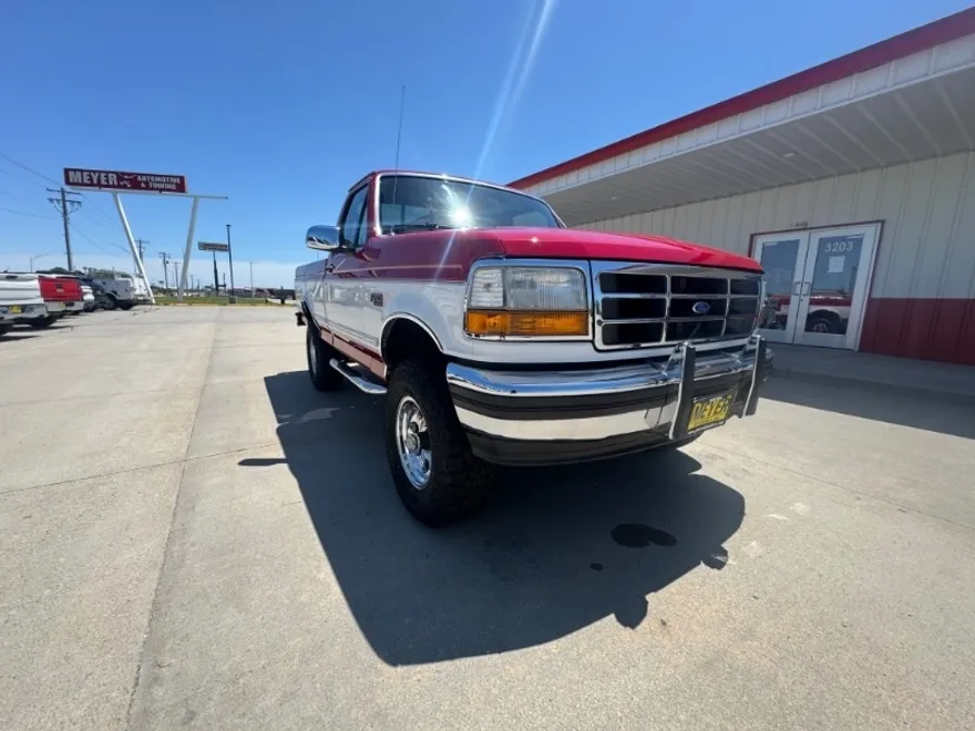 1994 Ford F-150 photo 1