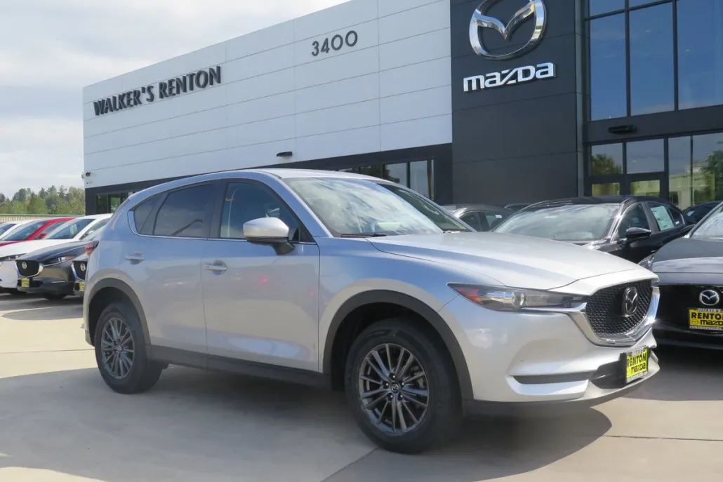2021 Mazda CX-5 Touring photo 1