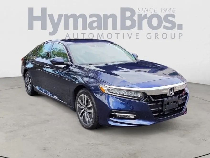 2019 Honda Accord Hybrid Touring photo 1