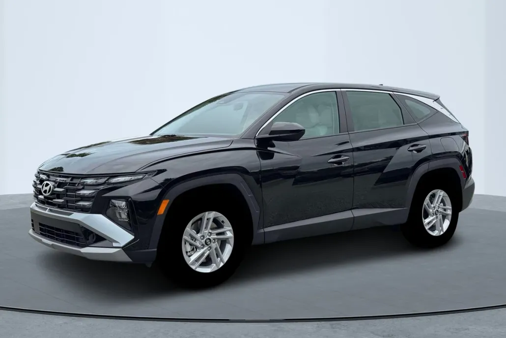 2026 Hyundai Tucson SE photo 1