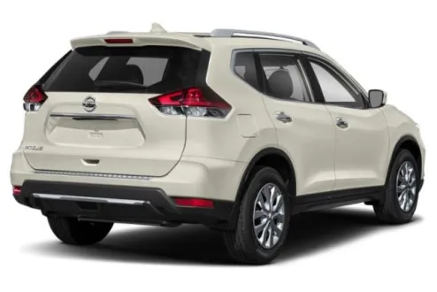 2017 Nissan Rogue SV photo 2