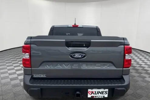 2025 Ford Maverick XL photo 3