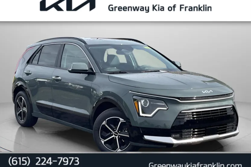 2025 Kia Niro SX photo 1