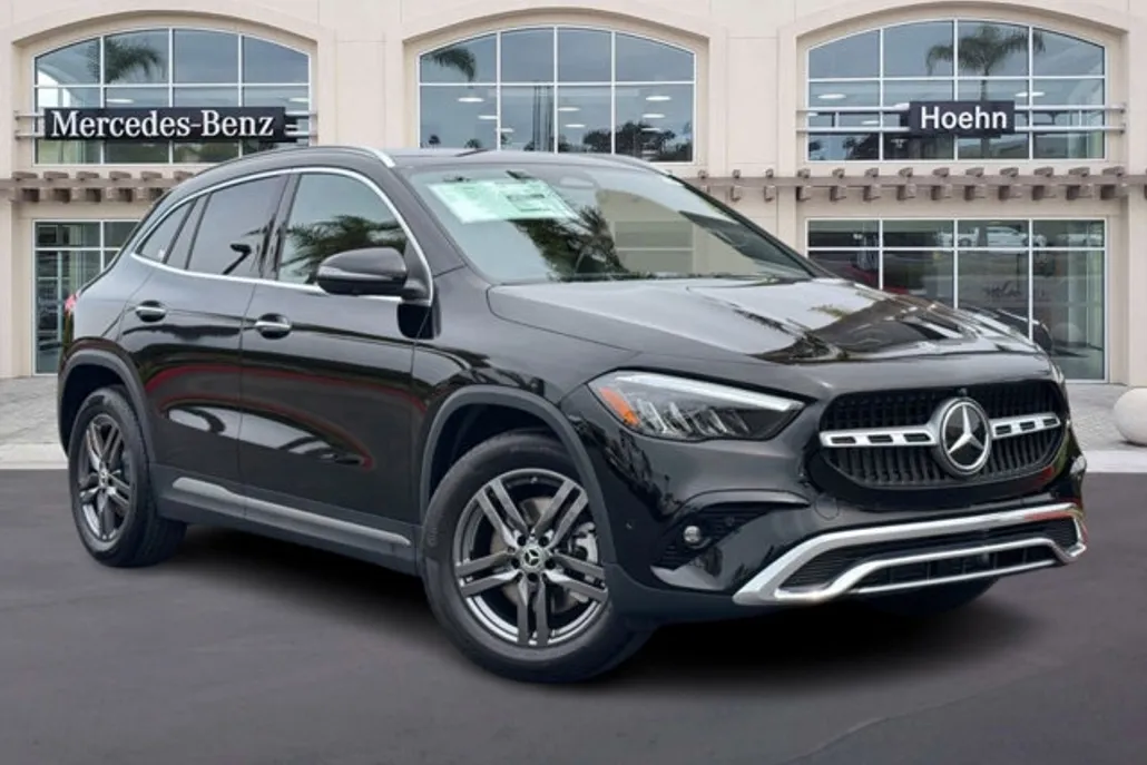 2025 Mercedes Benz GLA 250 4MATIC photo 1