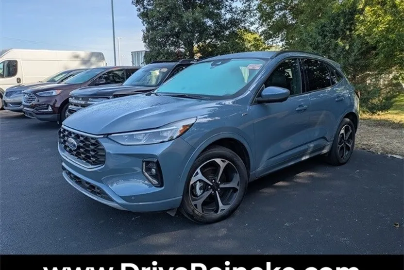 2023 Ford Escape ST-Line Elite photo 1