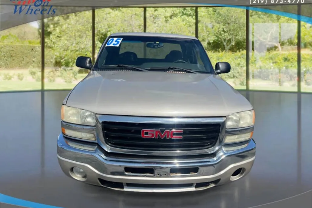 2005 Gmc Sierra 1500 photo 1