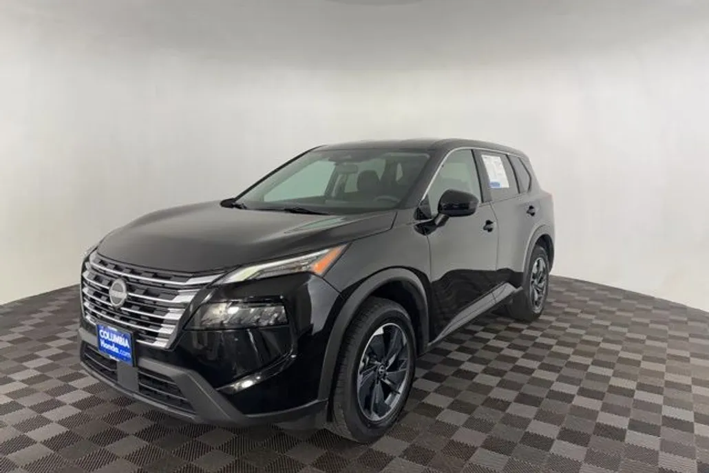 2024 Nissan Rogue SV photo 1