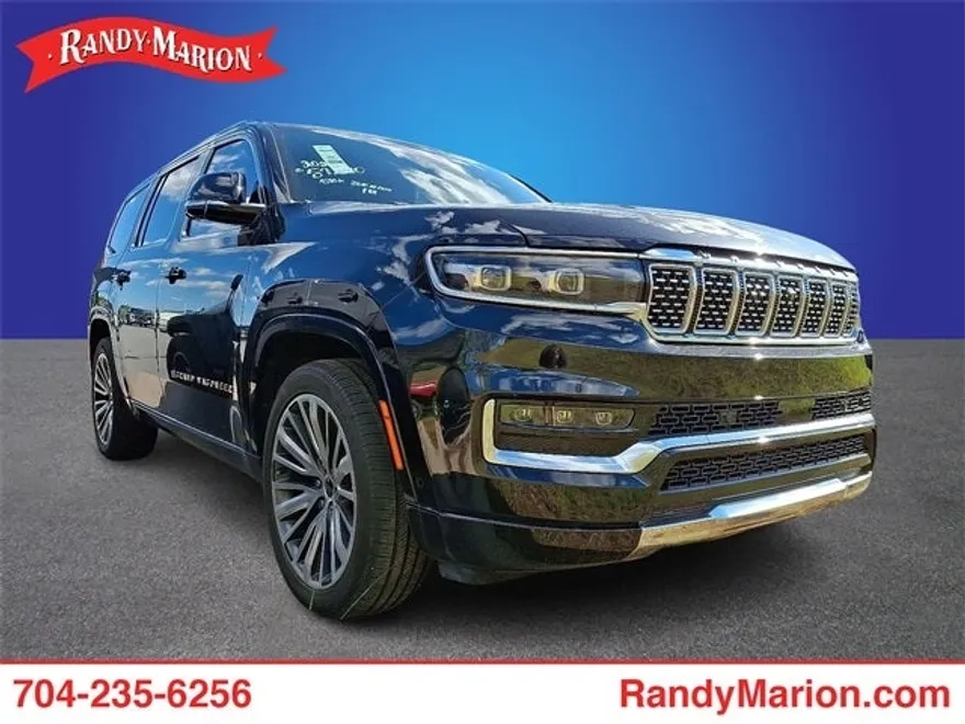 2022 Jeep Grand Wagoneer III photo 1