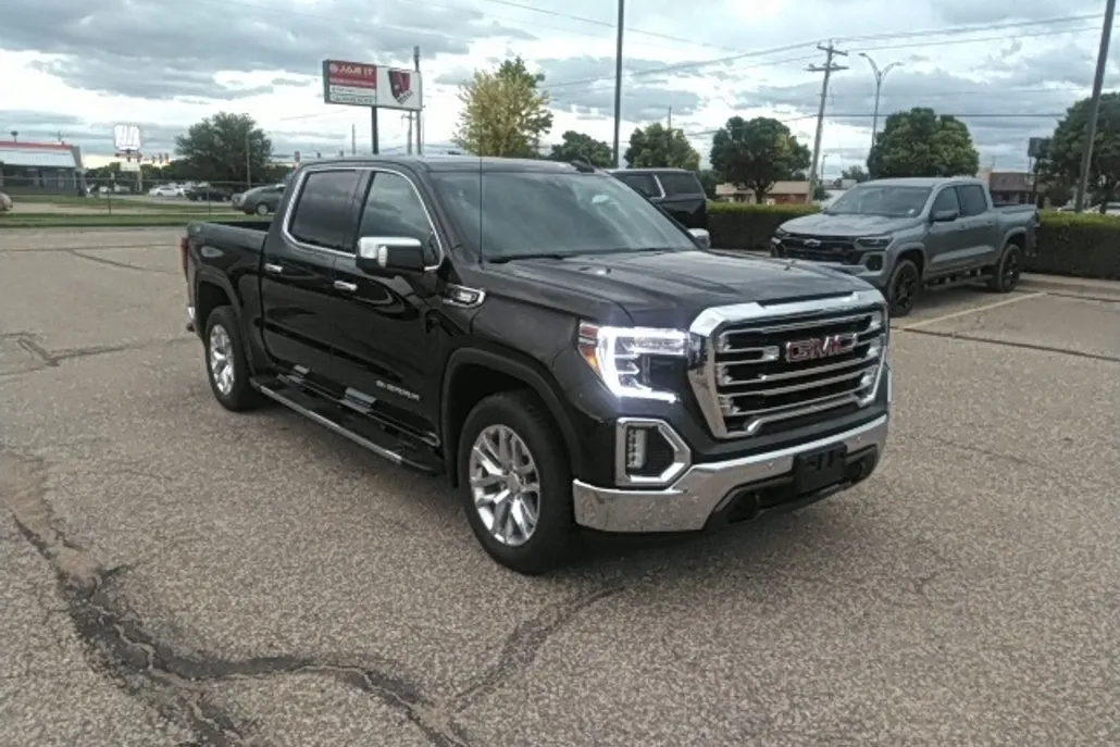 2021 Gmc Sierra 1500 SLT photo 1