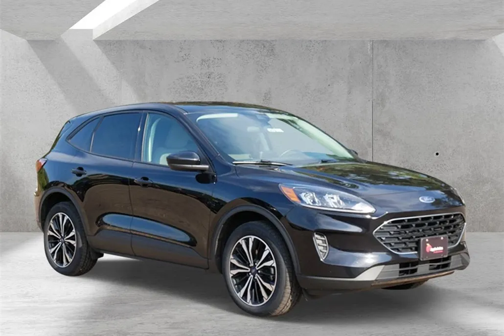 2022 Ford Escape SE photo 1