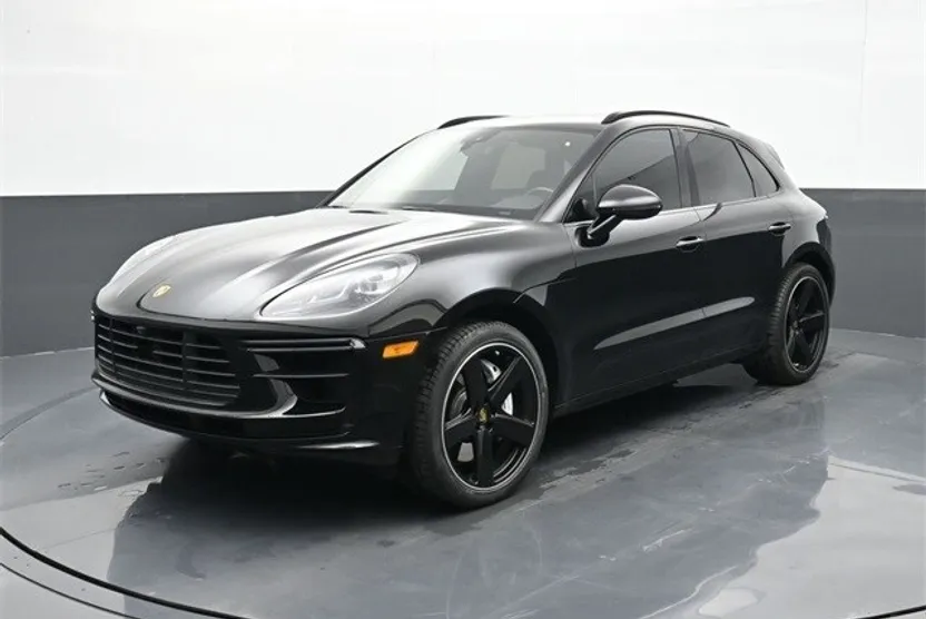 2021 Porsche Macan Turbo photo 1