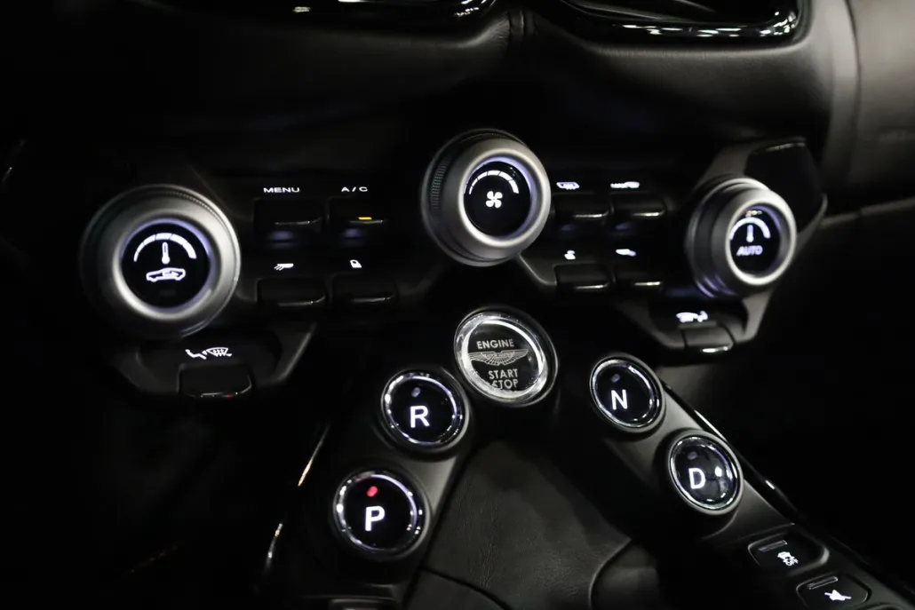 2020 Aston Martin Vantage AM6 photo 1
