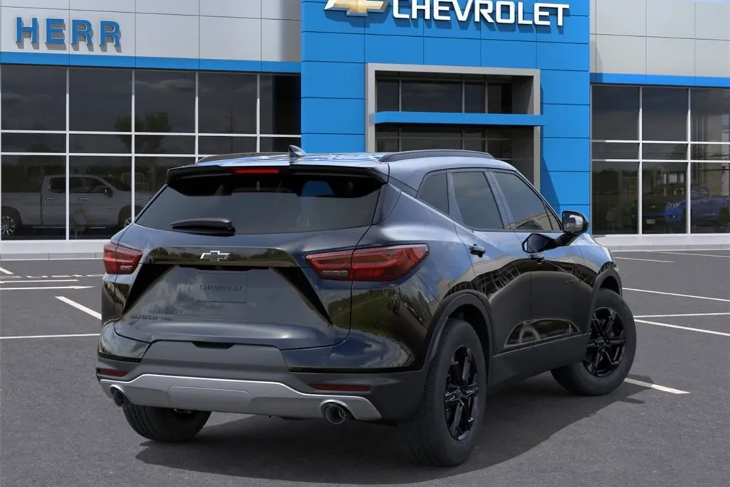 2025 Chevrolet Blazer 2LT photo 1