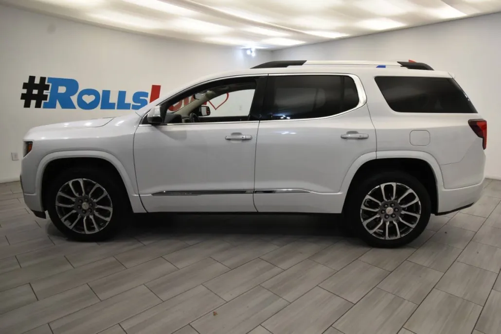 2022 Gmc Acadia Denali photo 1