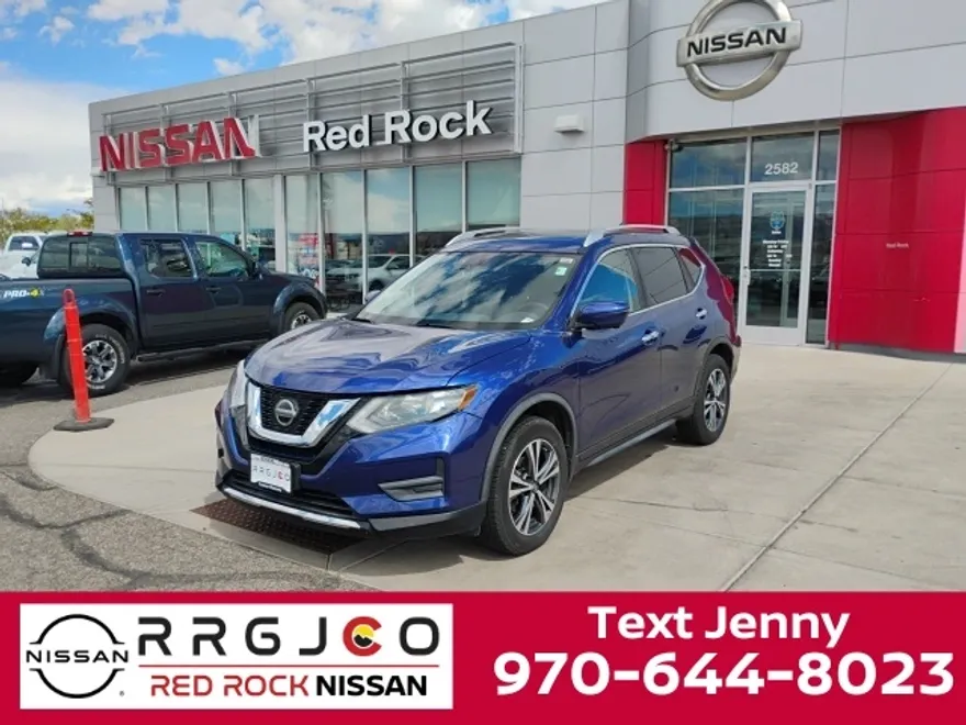 2019 Nissan Rogue SV photo 1