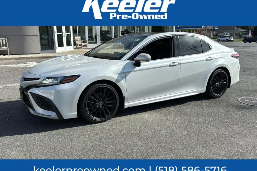 2021 Toyota Camry XSE photo 1