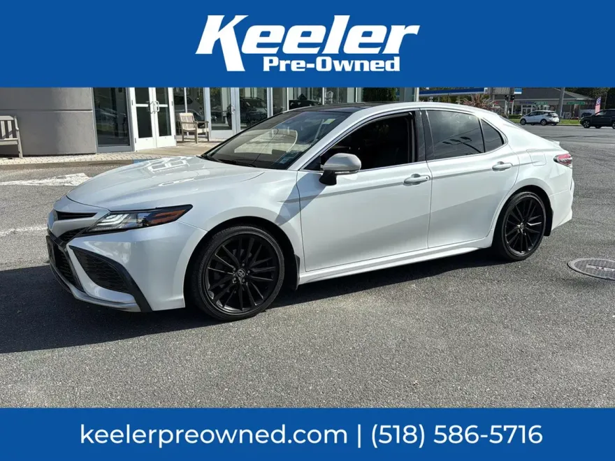 2021 Toyota Camry XSE photo 1