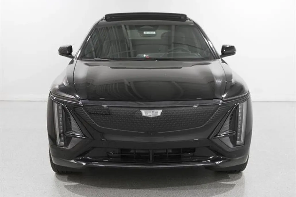 2026 Cadillac Lyriq Sport photo 1